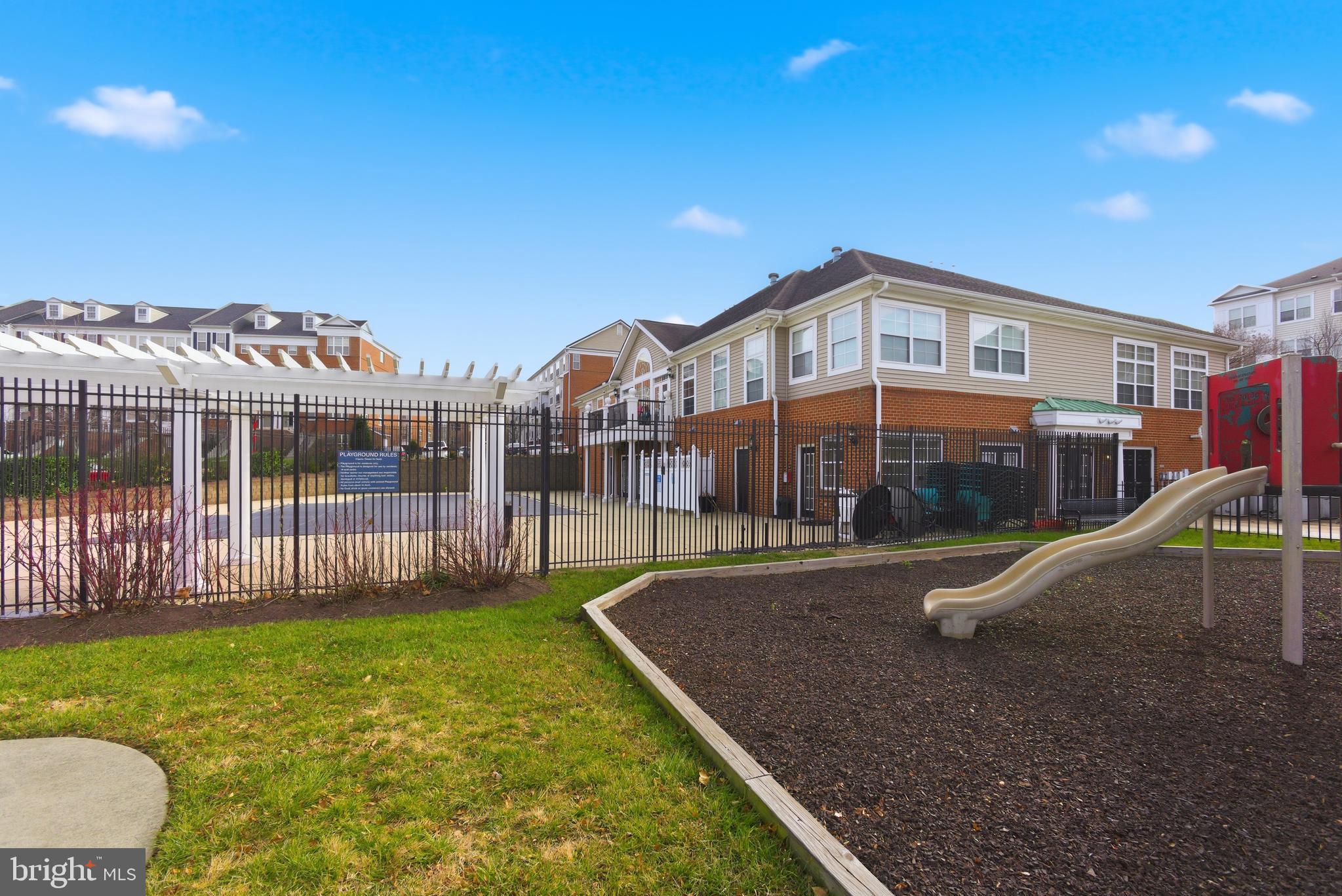 SUITLAND - Residential Lease