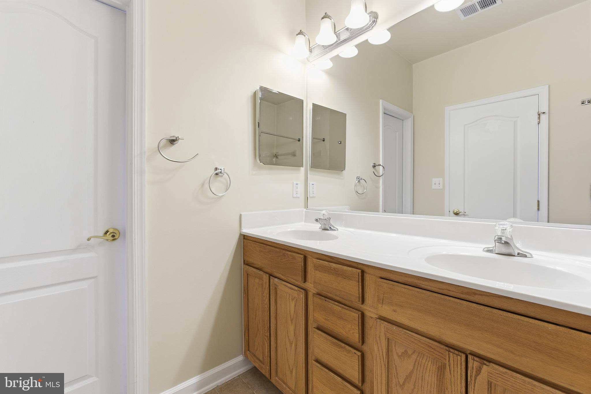 SUITLAND - Residential Lease