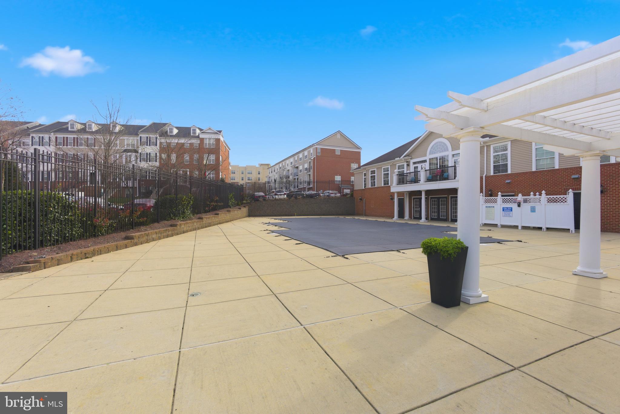 SUITLAND - Residential Lease