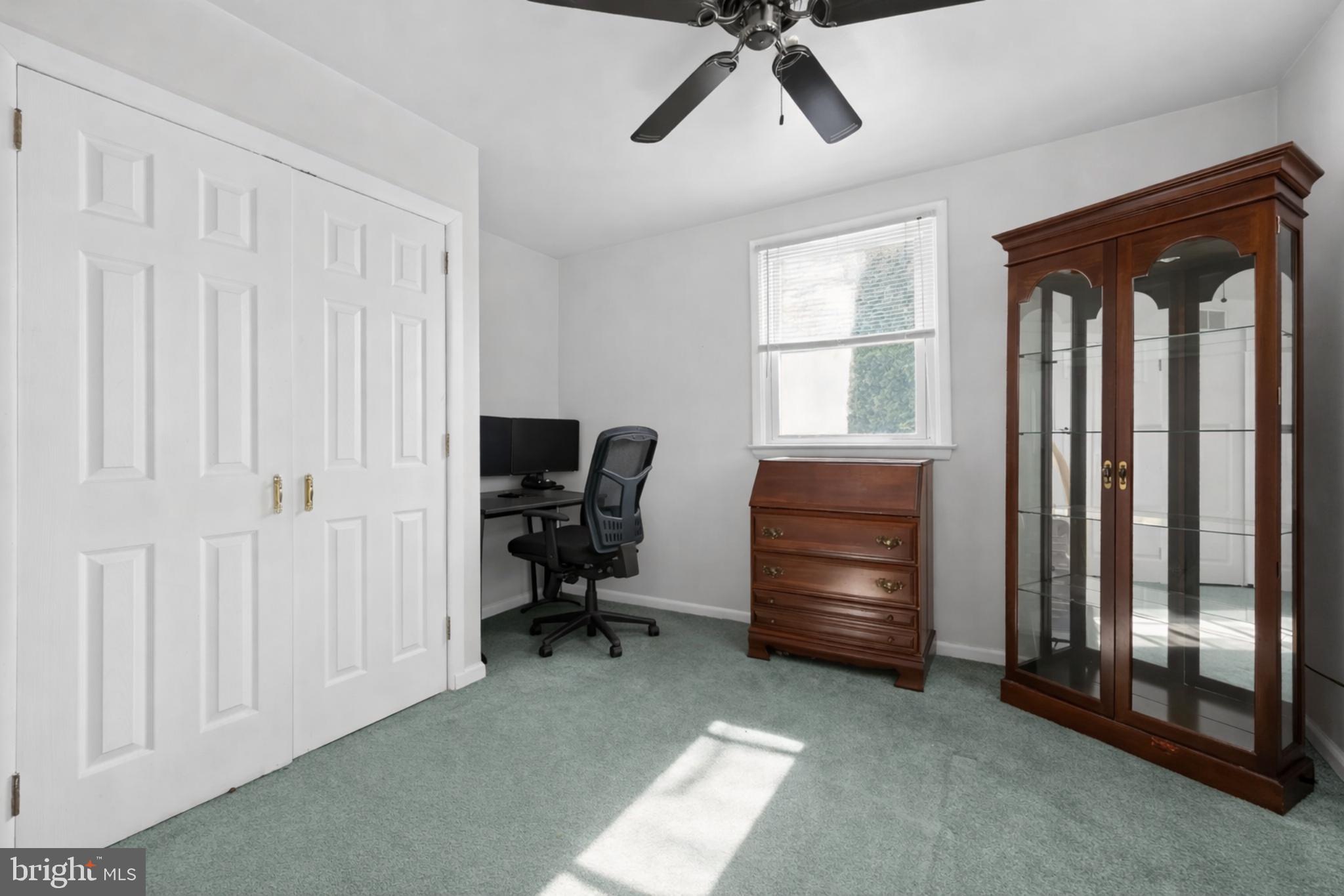 FIVE POINTS - Residential