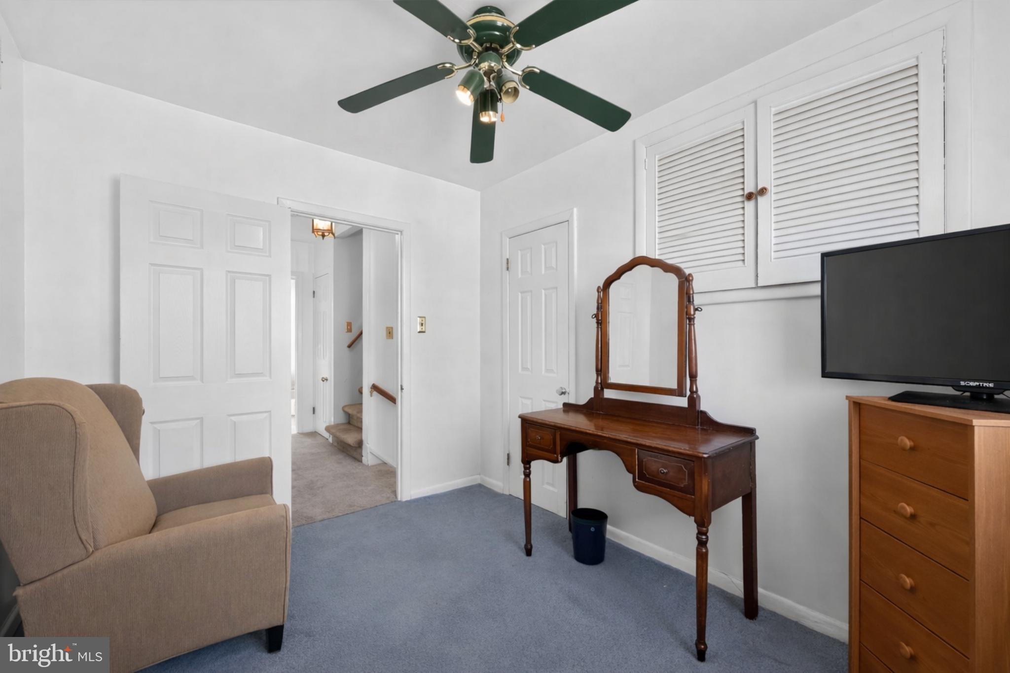 FIVE POINTS - Residential