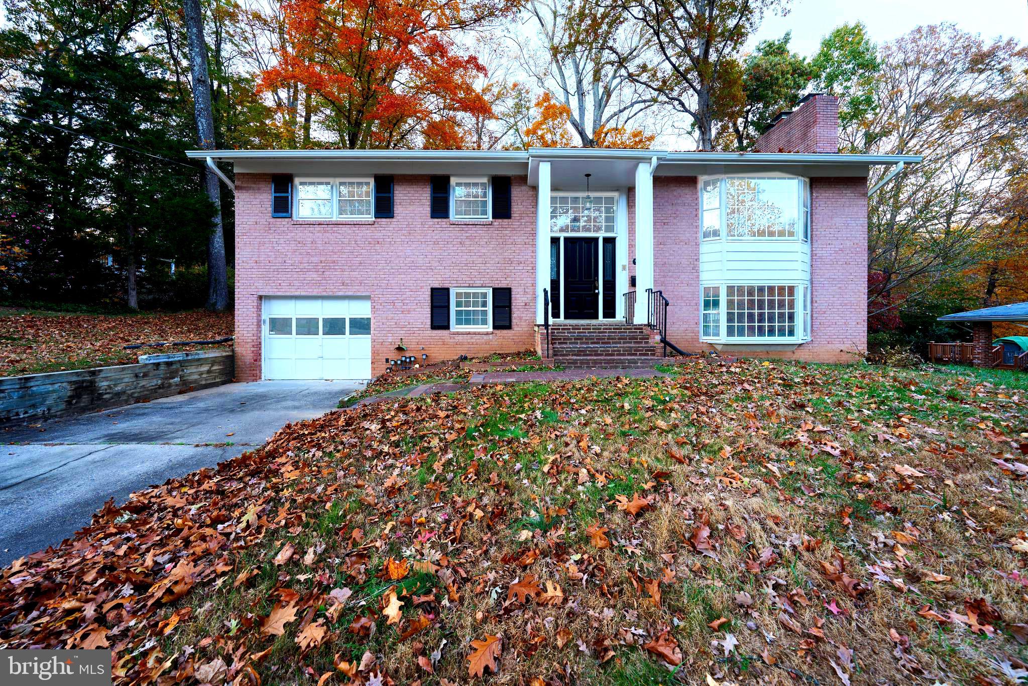 MANTUA HILLS - Residential Lease