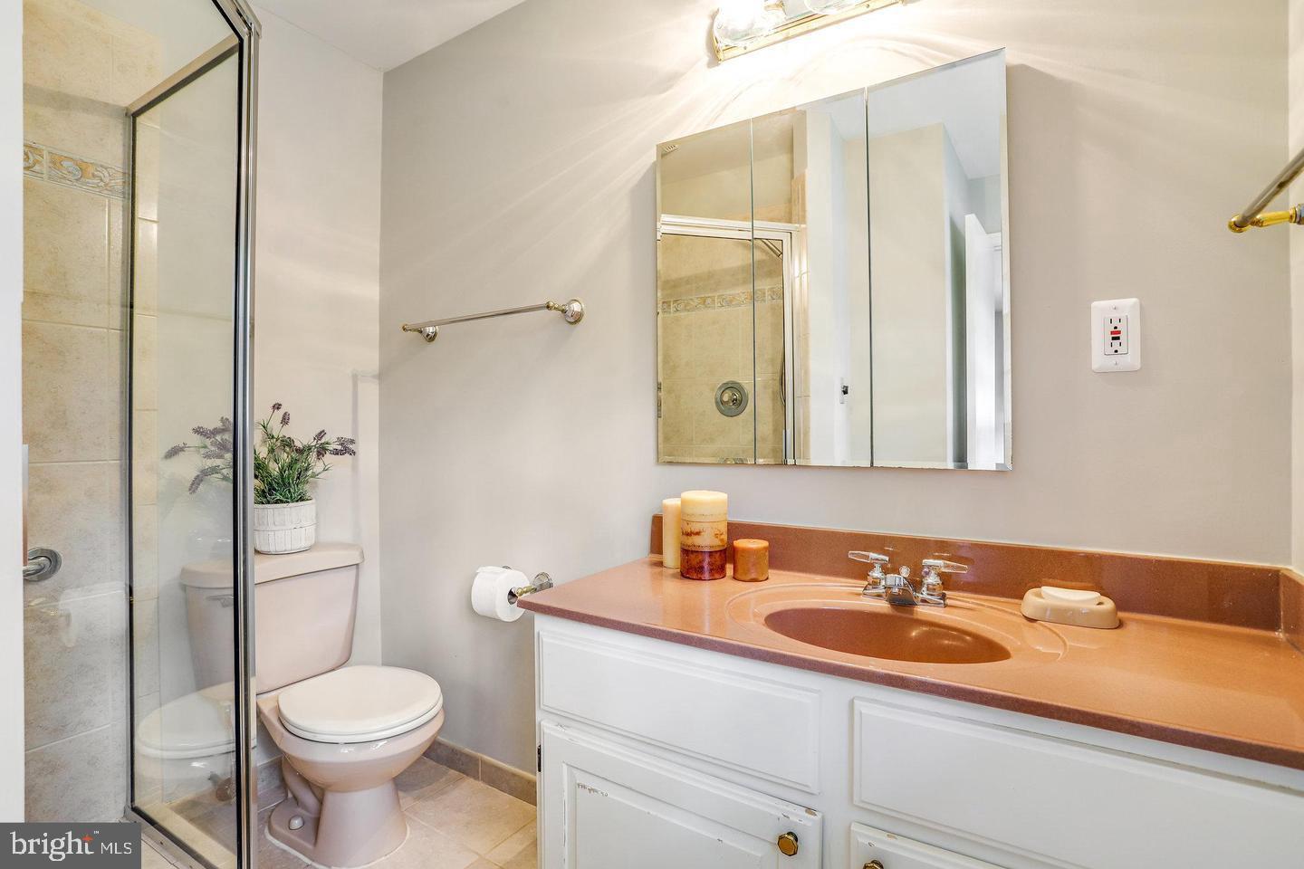 MANTUA HILLS - Residential Lease