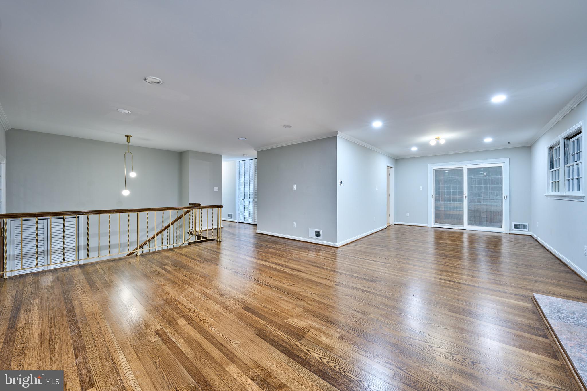 MANTUA HILLS - Residential Lease