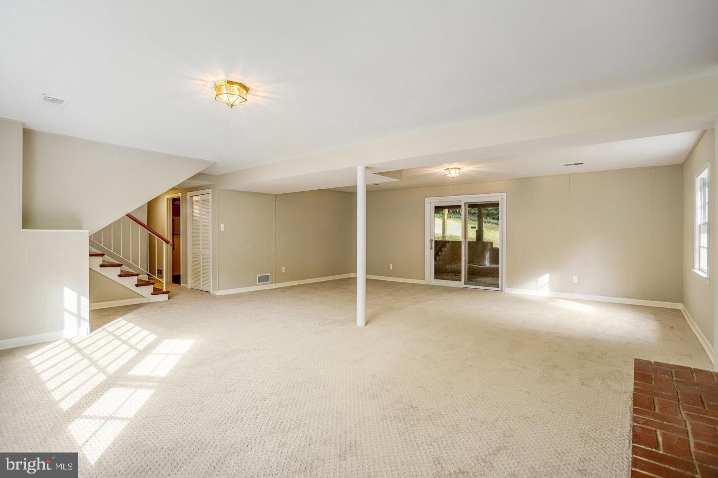 MANTUA HILLS - Residential Lease