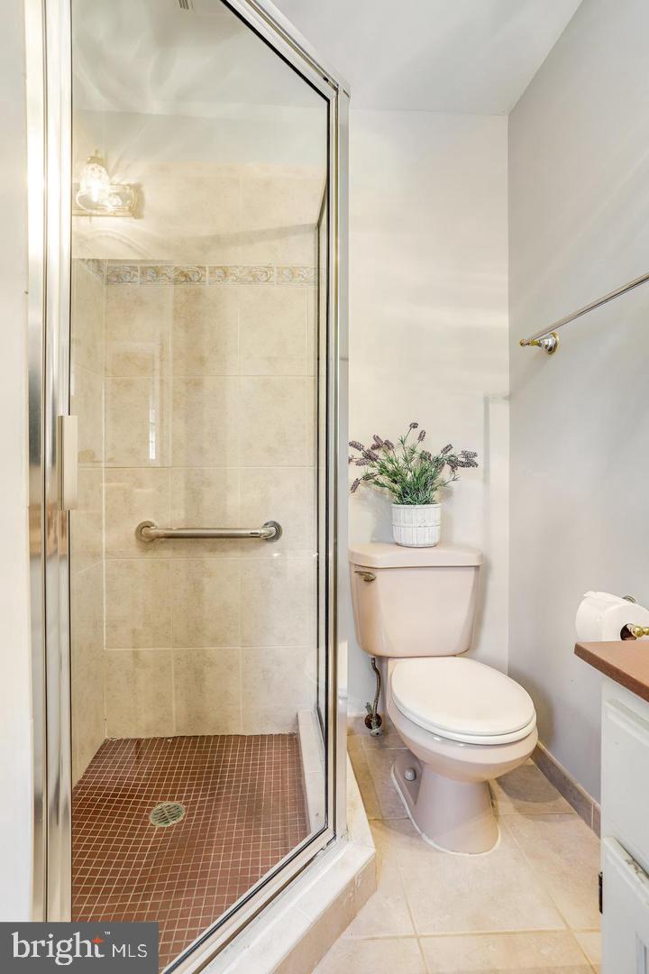 MANTUA HILLS - Residential Lease