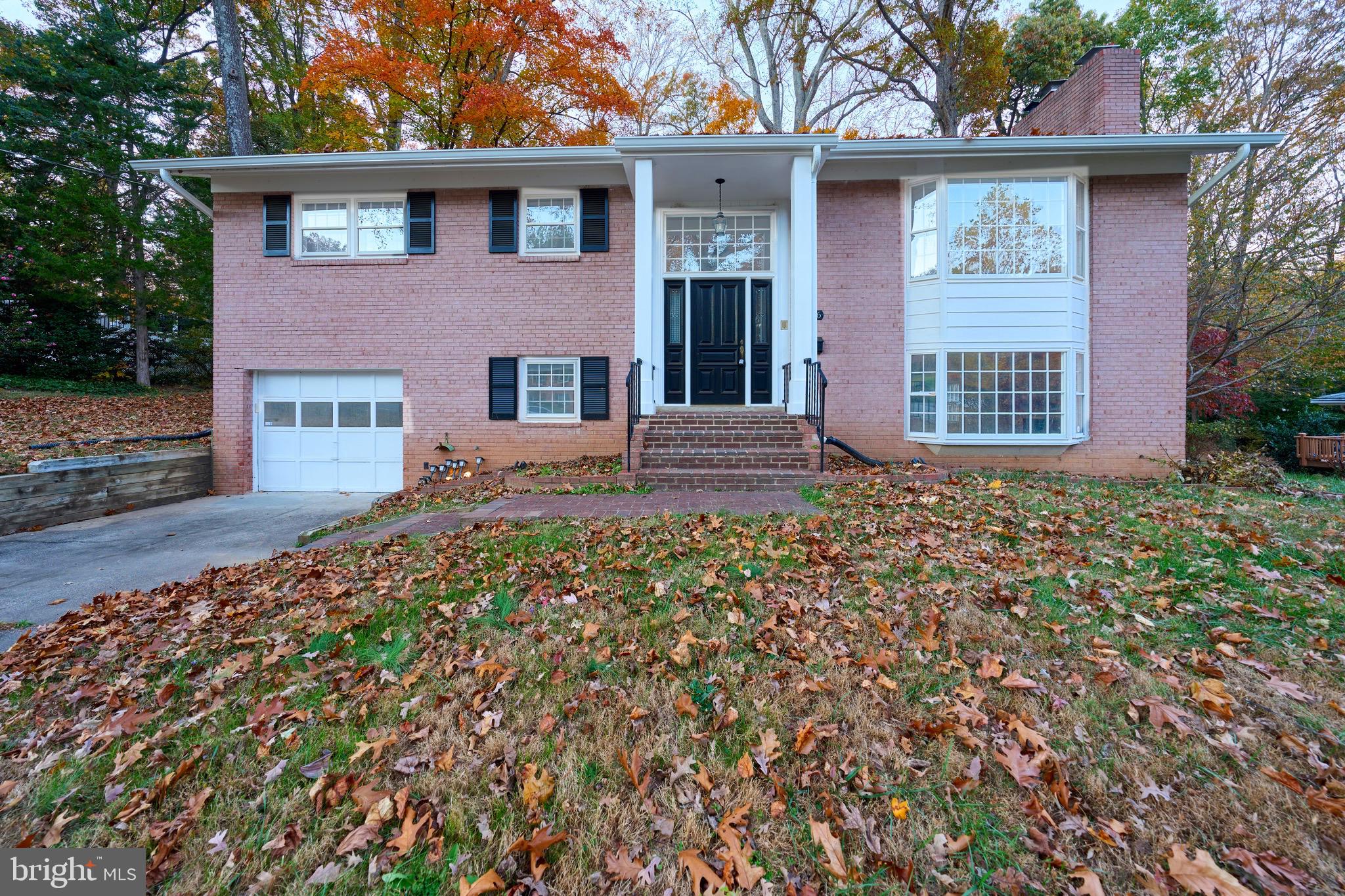 MANTUA HILLS - Residential Lease