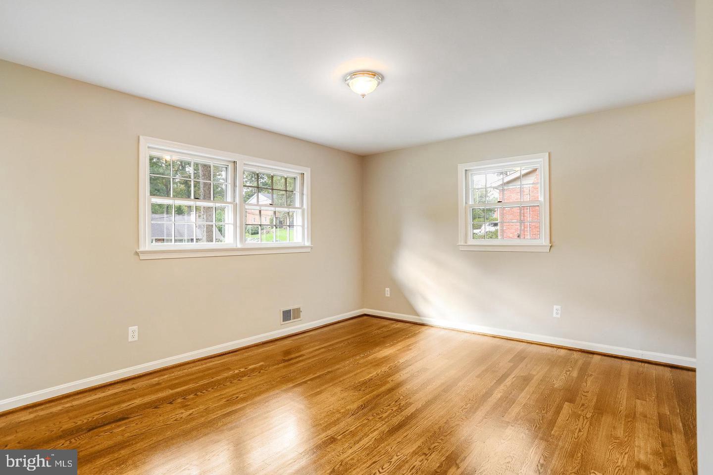 MANTUA HILLS - Residential Lease