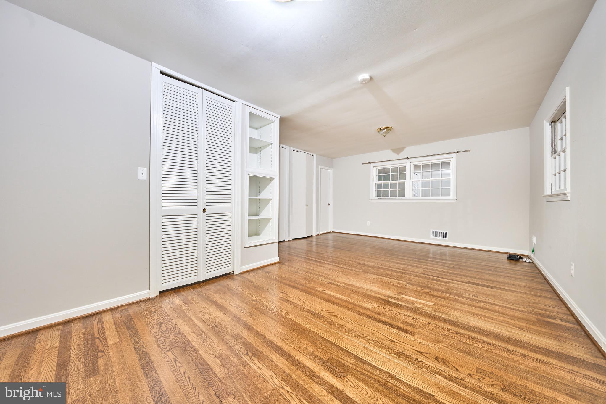 MANTUA HILLS - Residential Lease