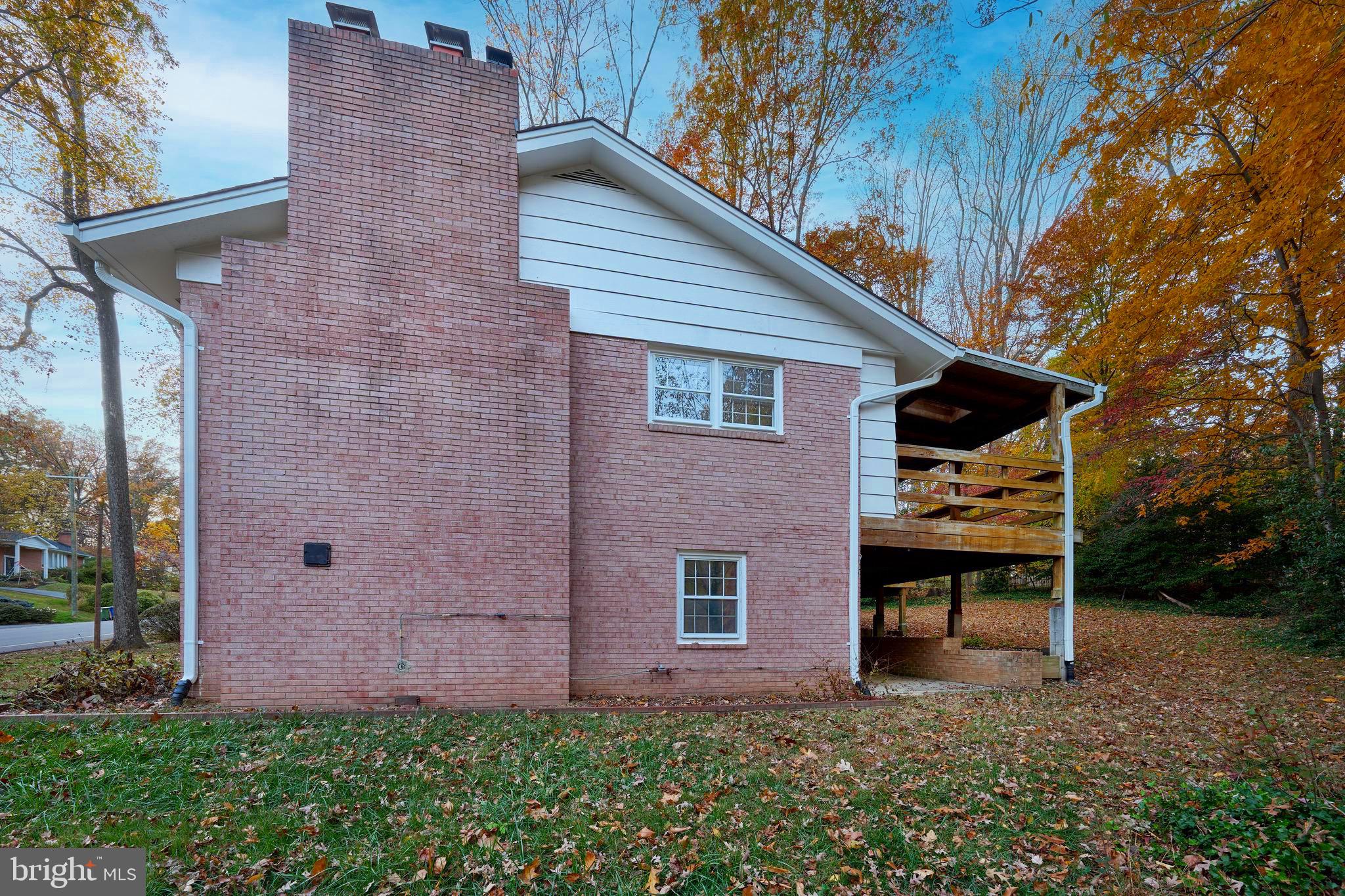 MANTUA HILLS - Residential Lease