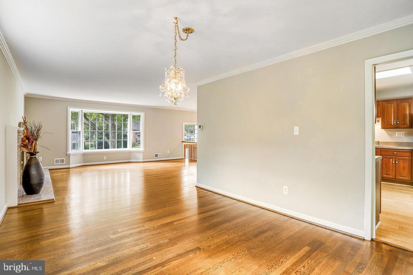 MANTUA HILLS - Residential Lease