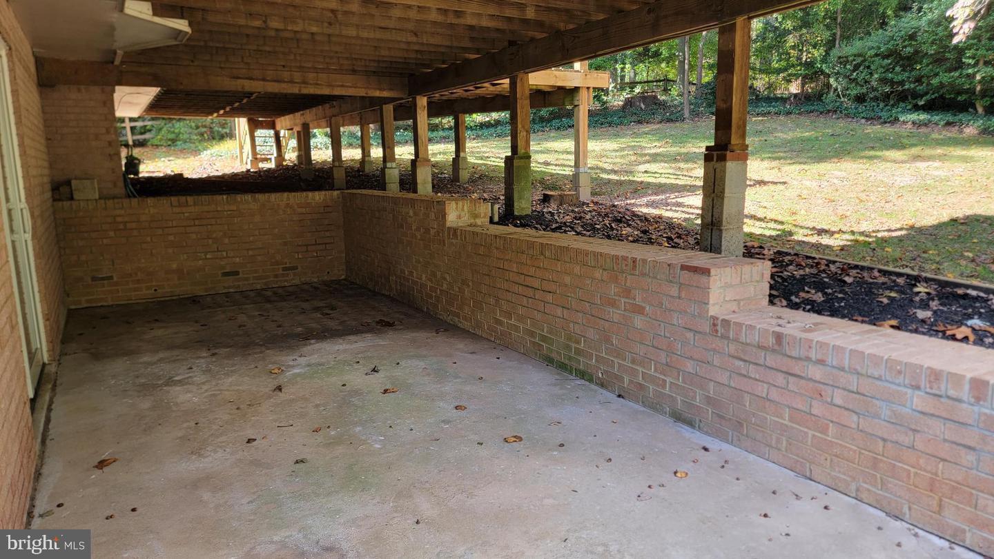 MANTUA HILLS - Residential Lease