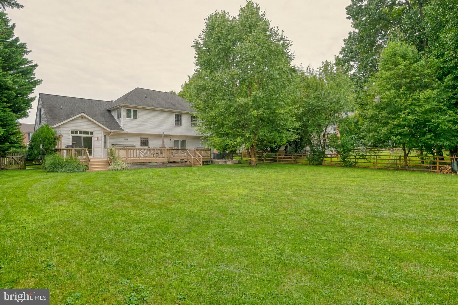 1903 GREENWOOD DRIVE