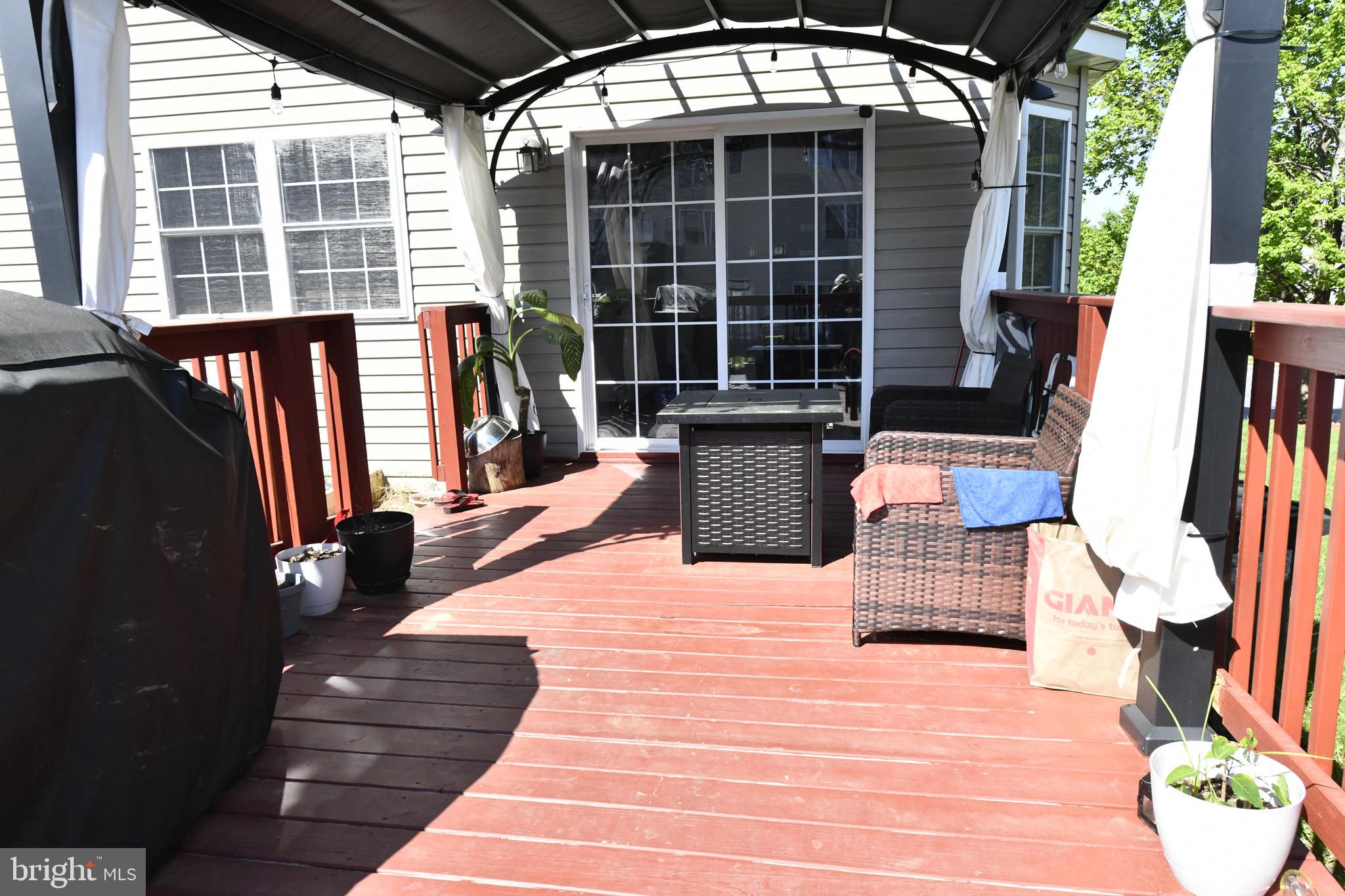 STERLING PLACE - Residential