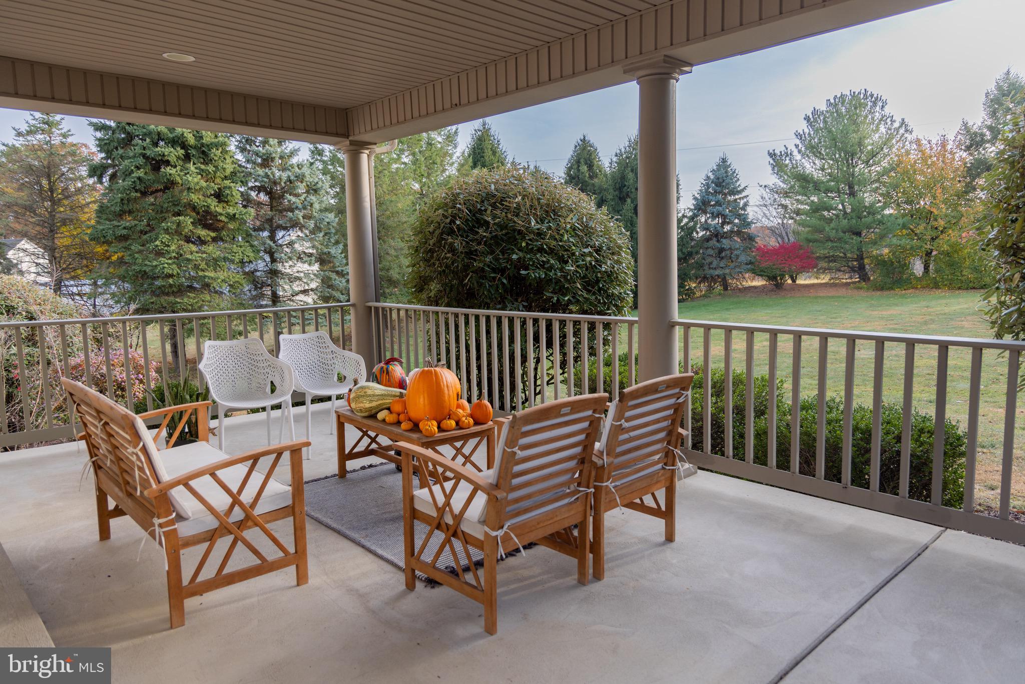 POINTE WEST - Residential