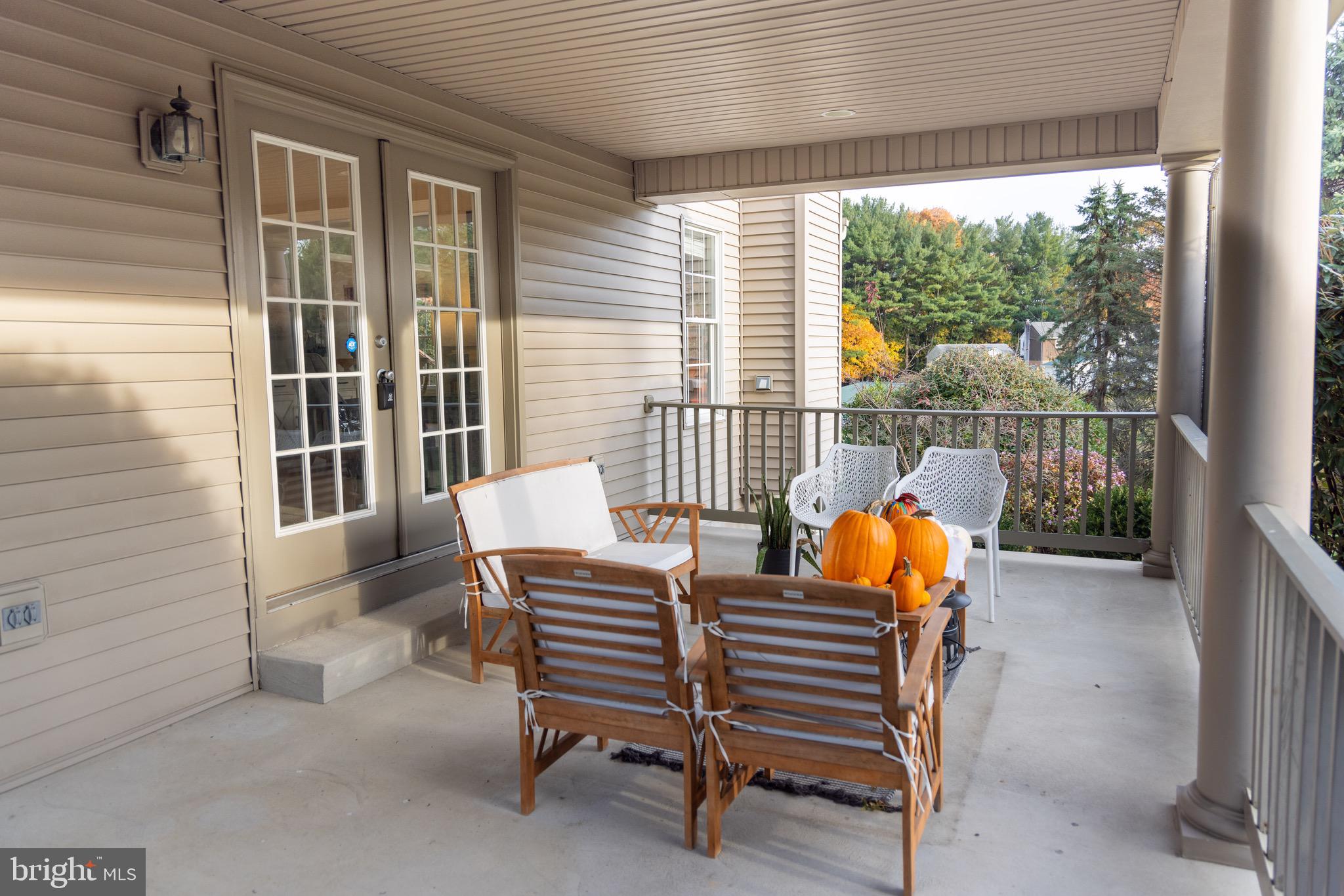 POINTE WEST - Residential