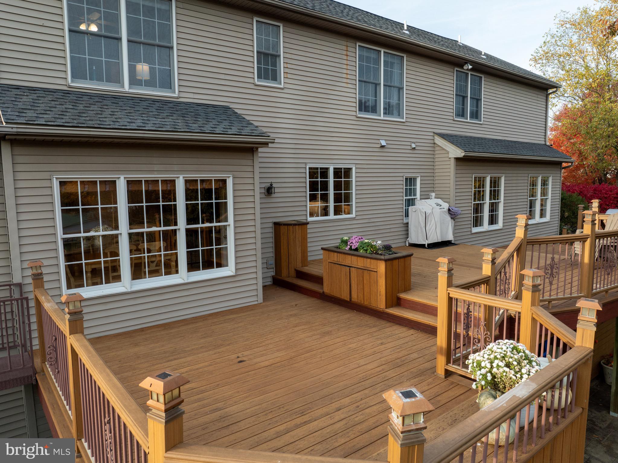 POINTE WEST - Residential