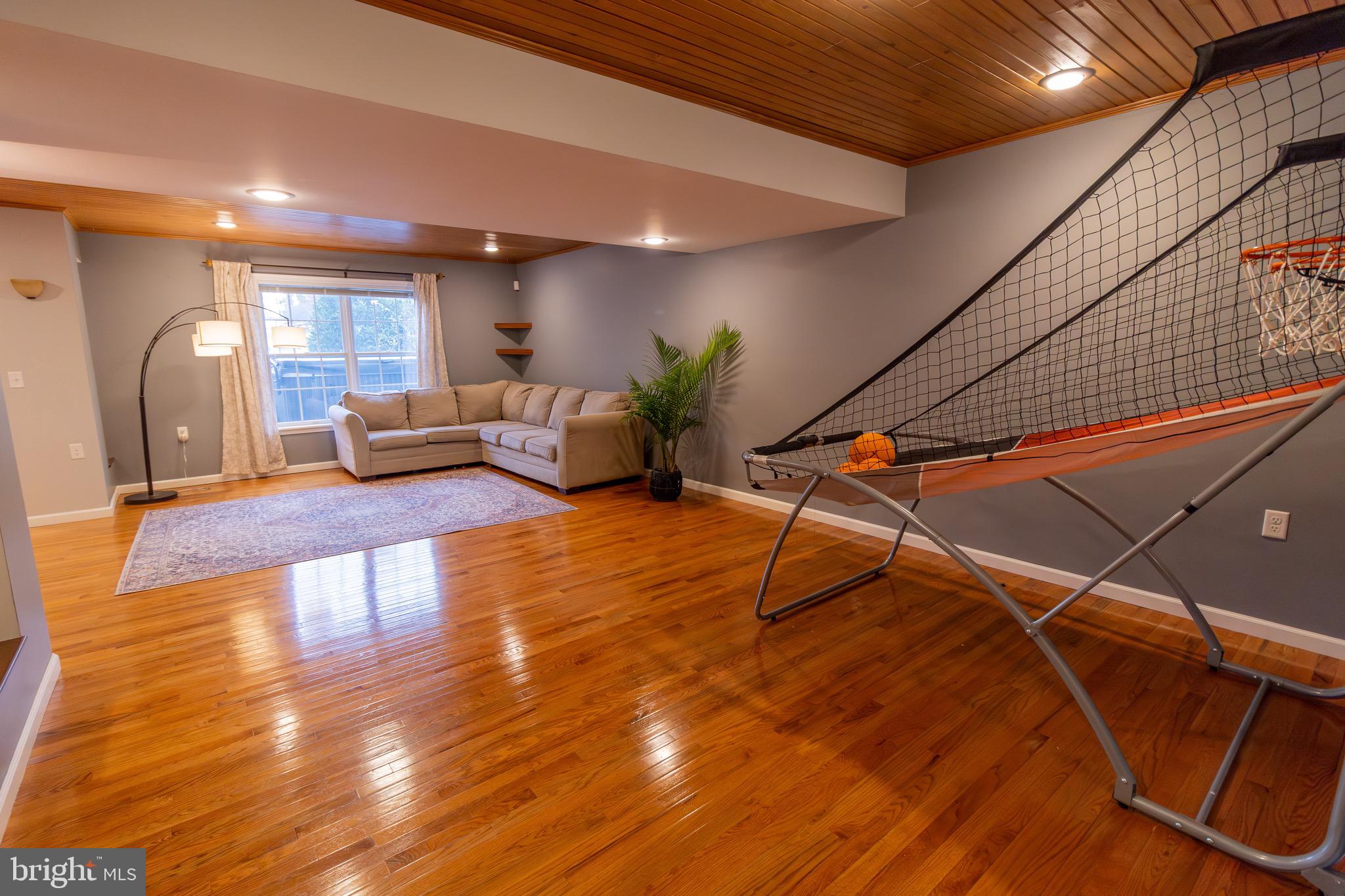 POINTE WEST - Residential