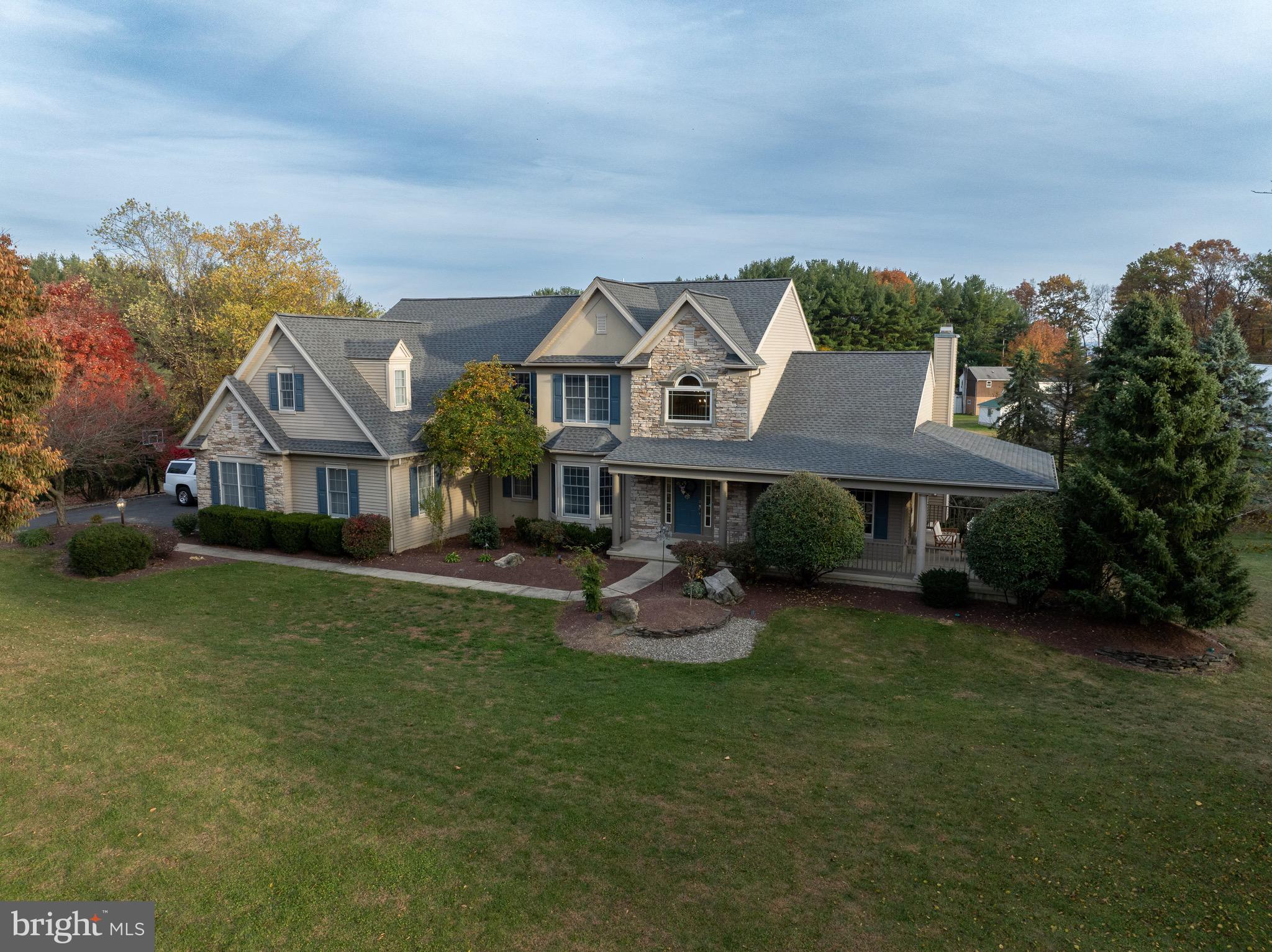 POINTE WEST - Residential