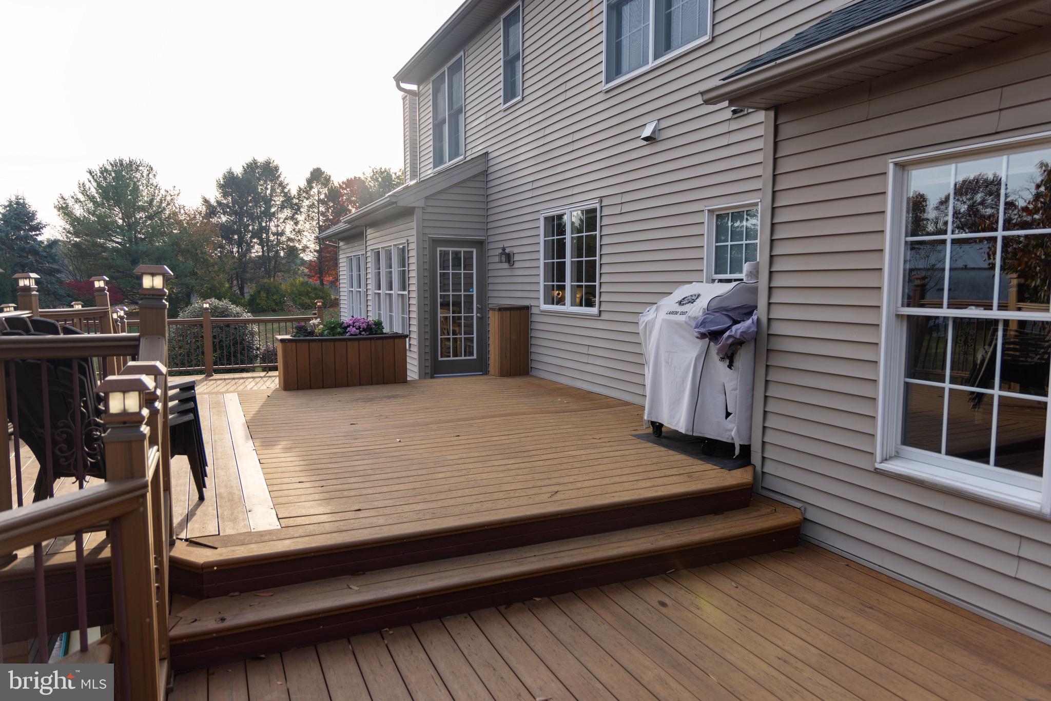 POINTE WEST - Residential