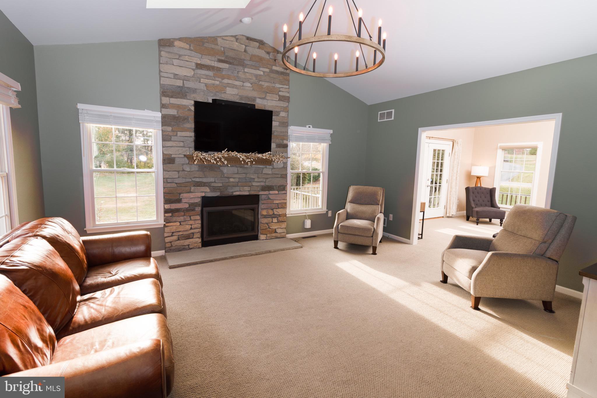 POINTE WEST - Residential