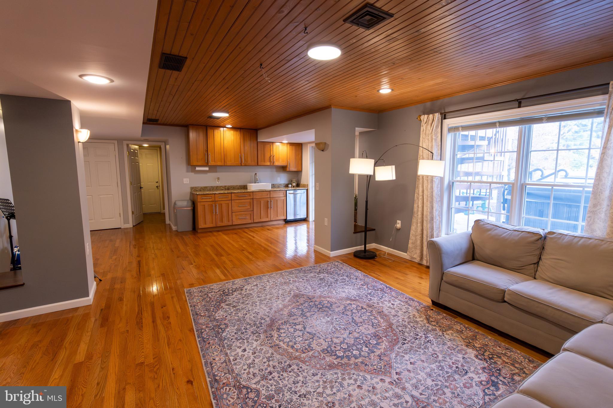 POINTE WEST - Residential