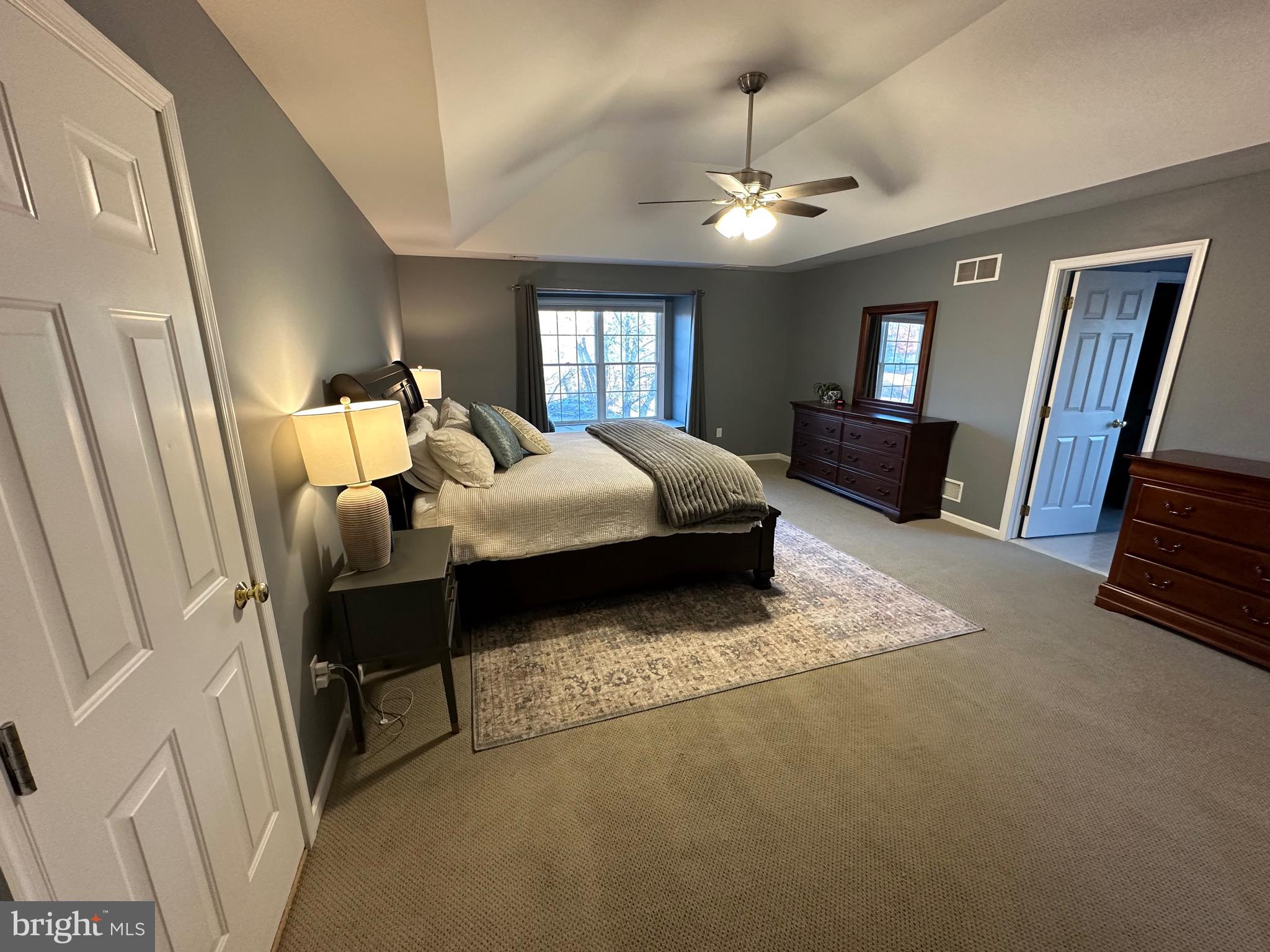 POINTE WEST - Residential