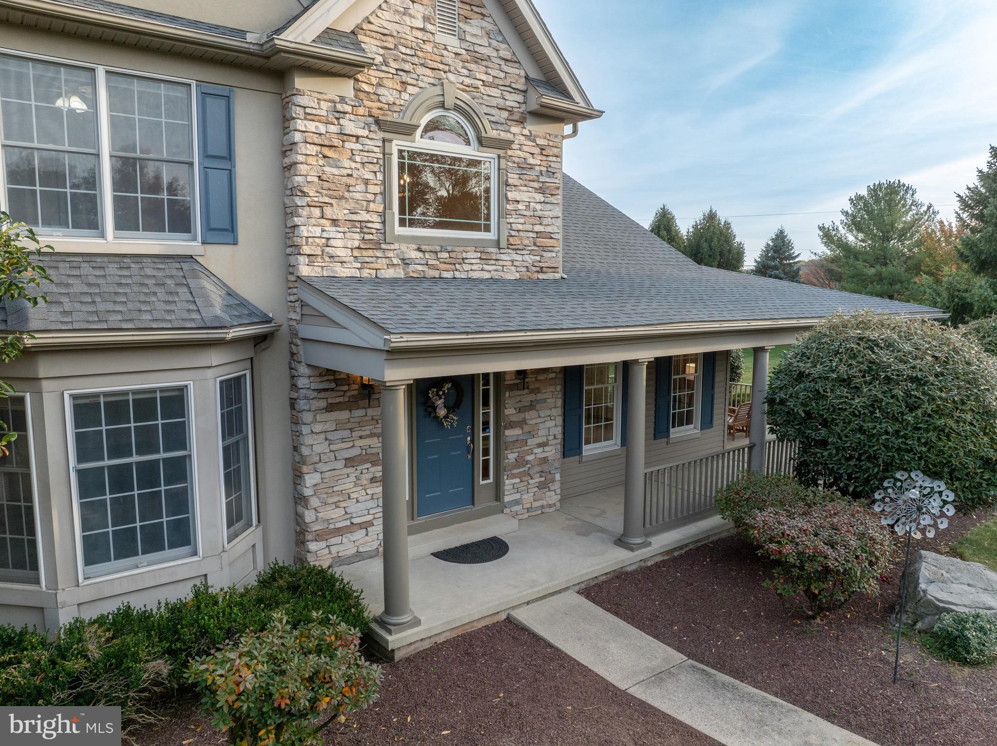 POINTE WEST - Residential