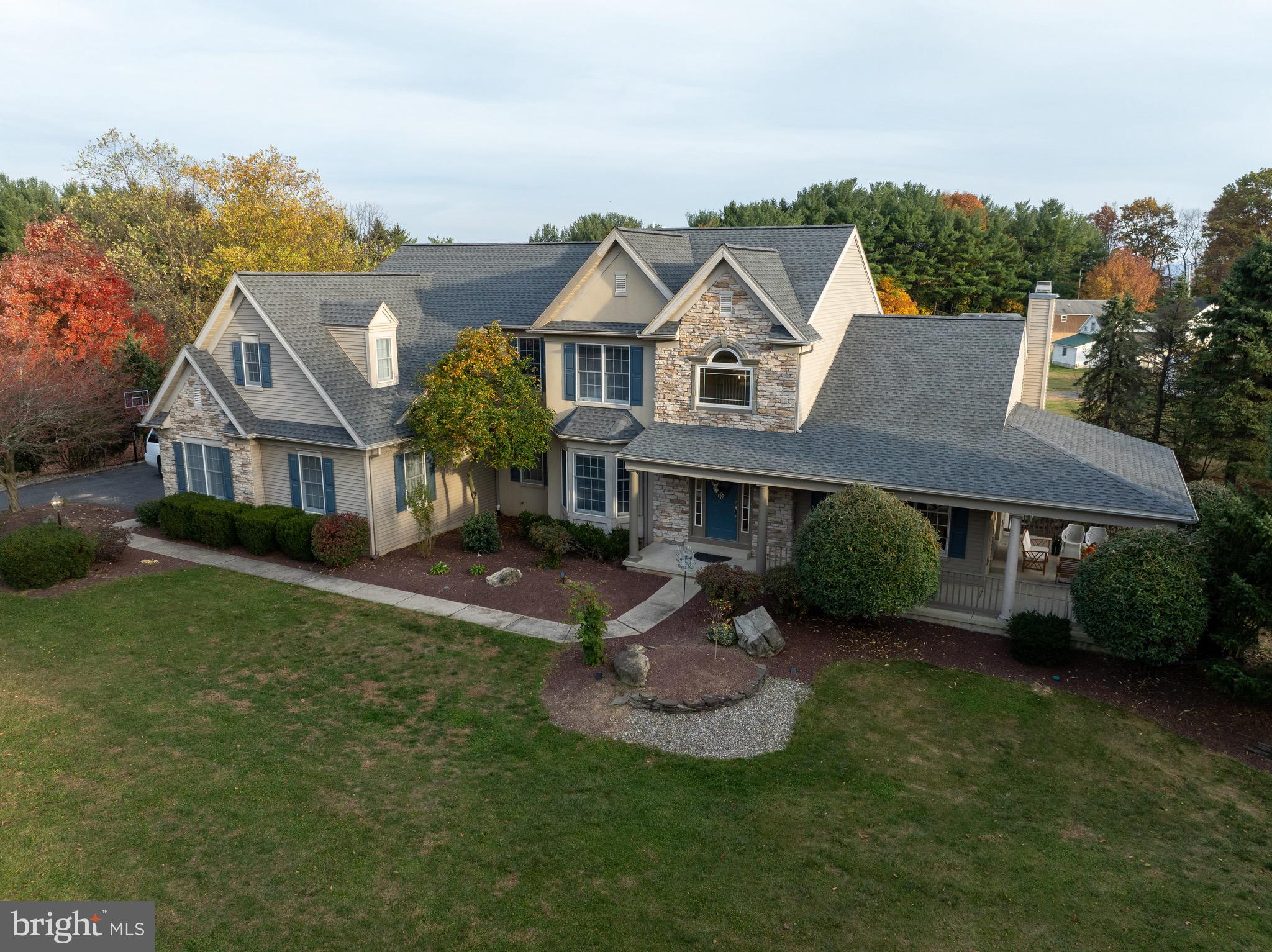 POINTE WEST - Residential