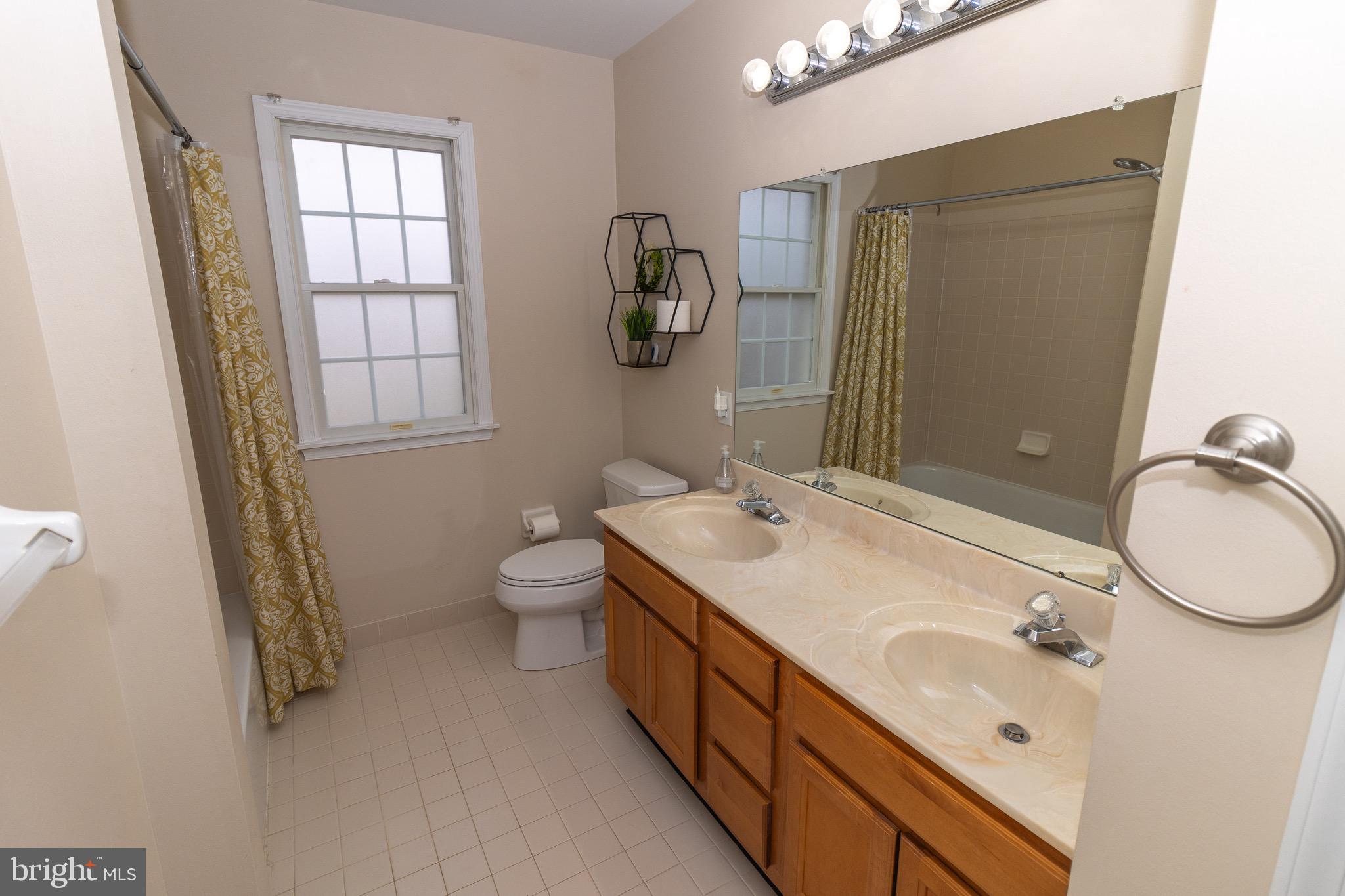 POINTE WEST - Residential