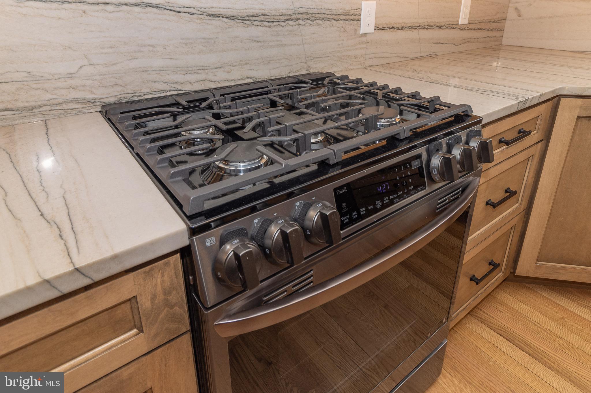 POINTE WEST - Residential