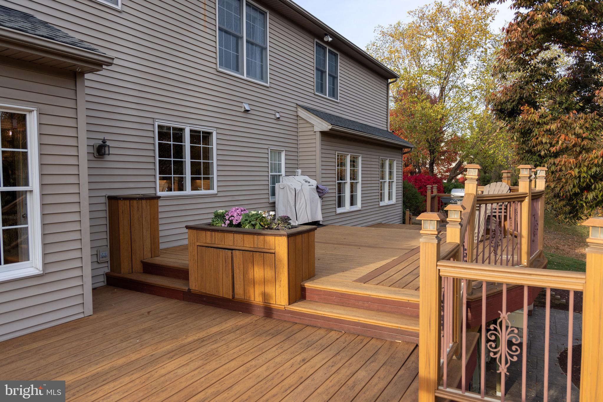 POINTE WEST - Residential