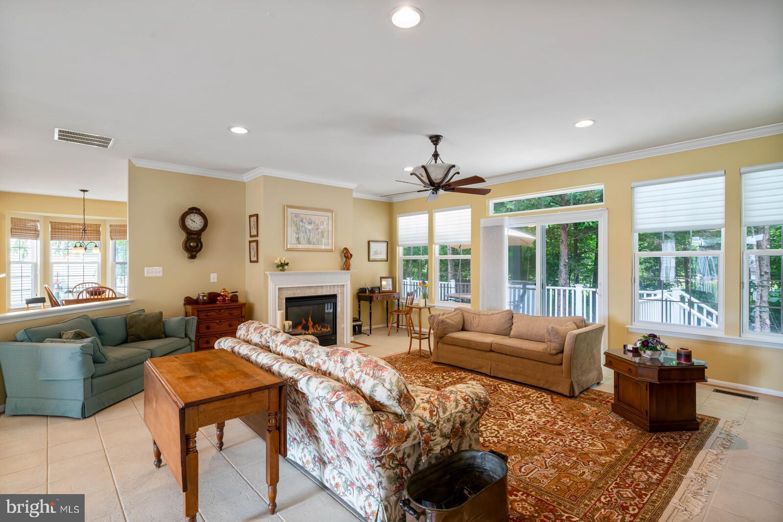 VINT HILL - Residential