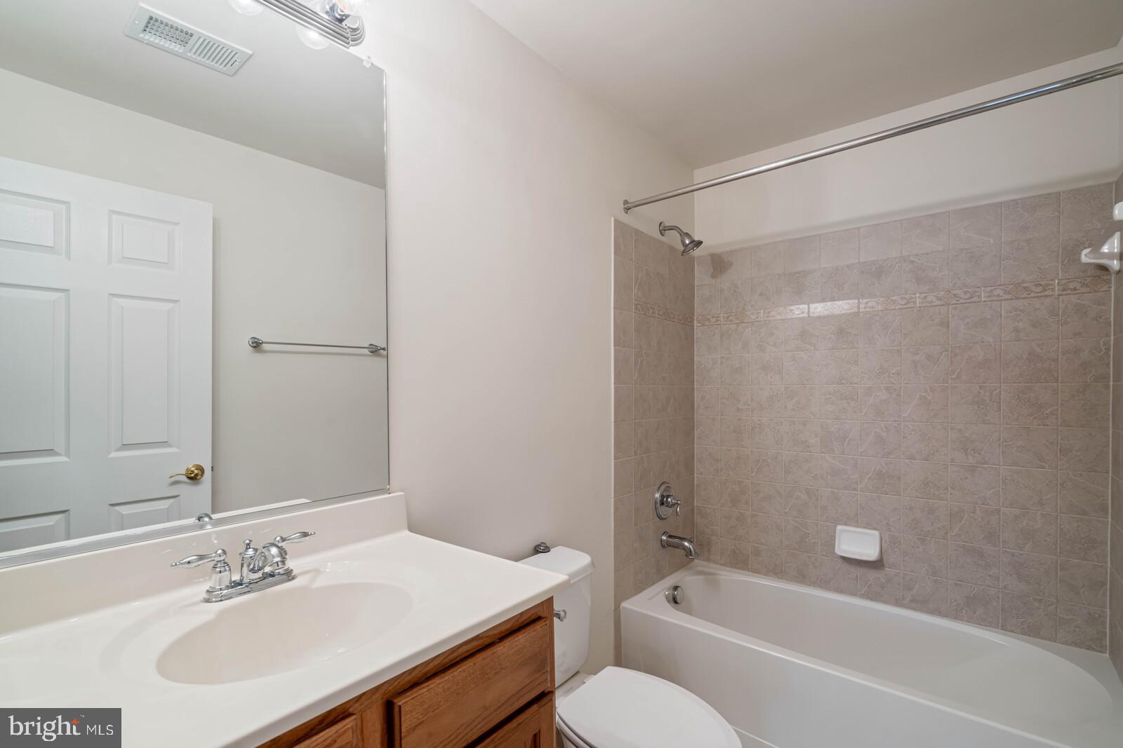 VINT HILL - Residential