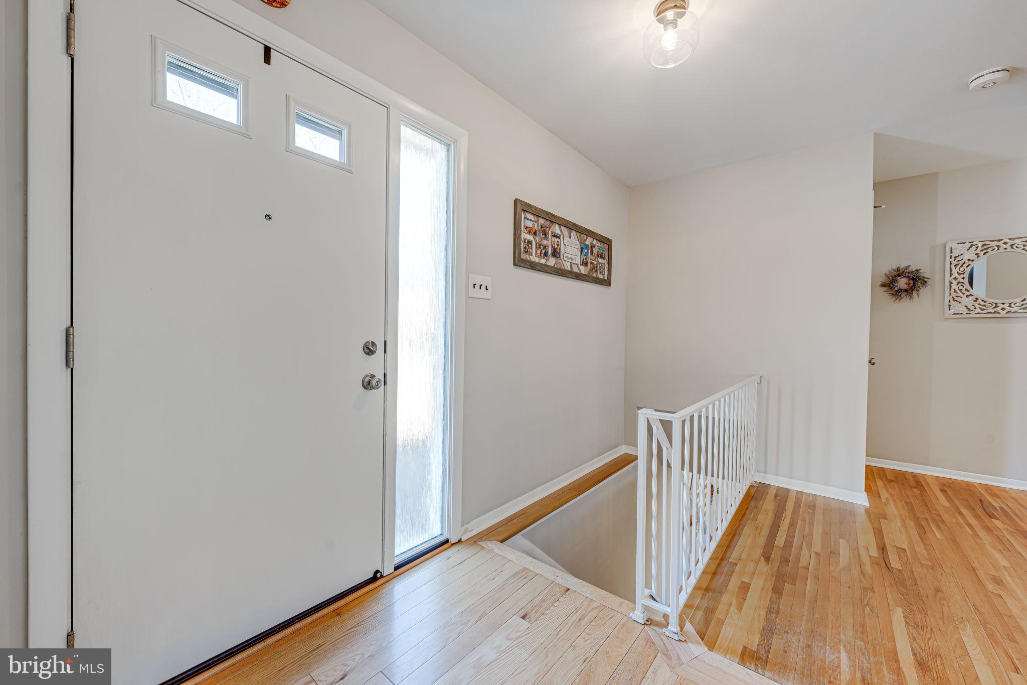6709 GREENVIEW LANE