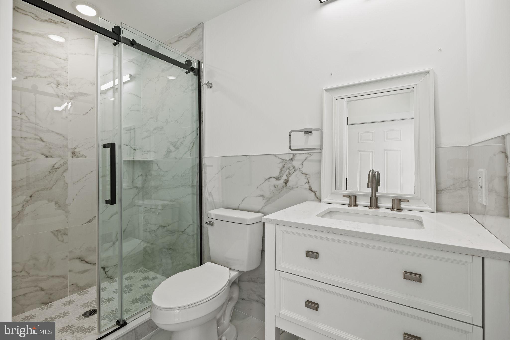 NORRIS SQUARE - Residential Lease