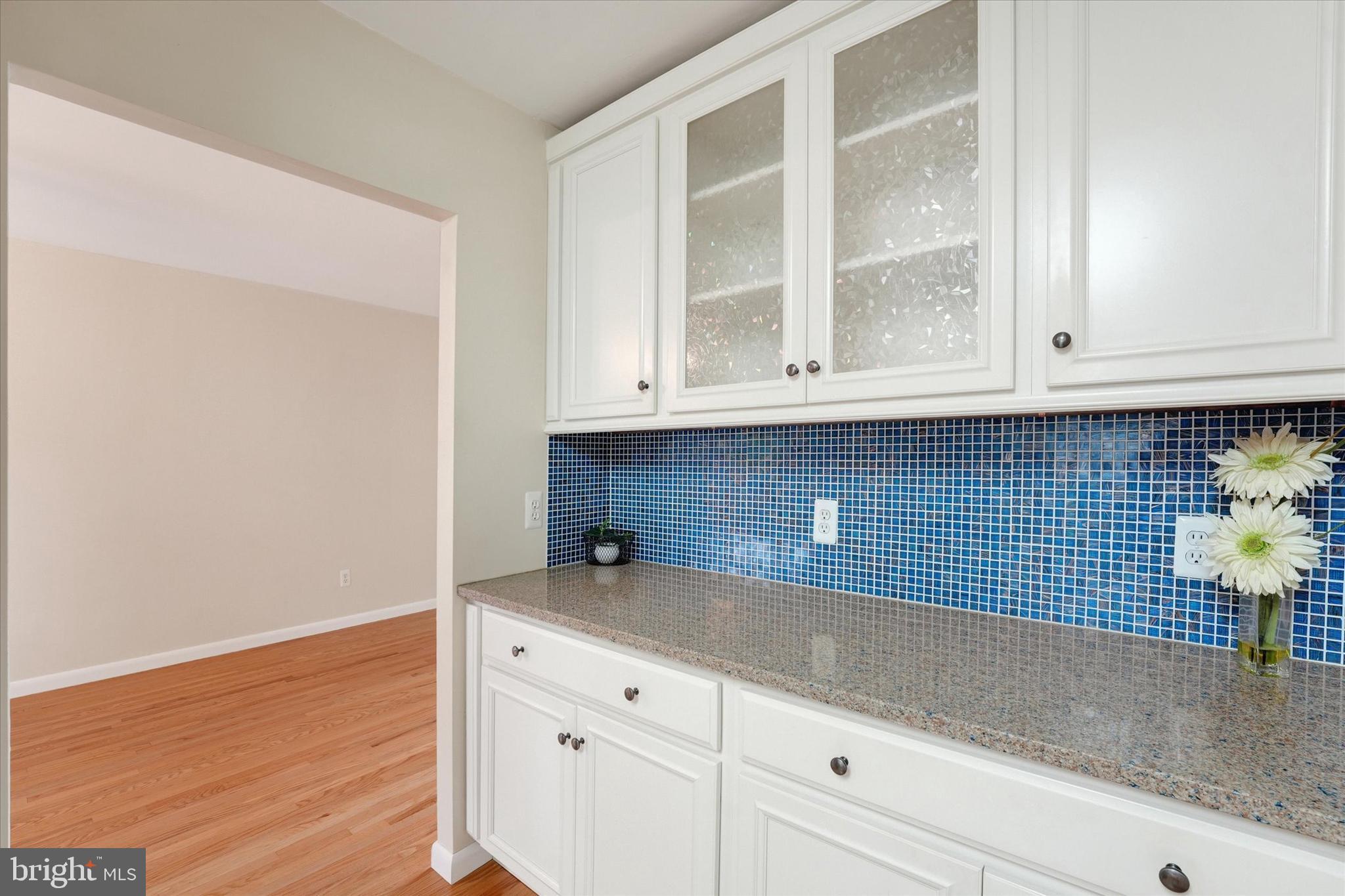 WHITEHALL - Residential