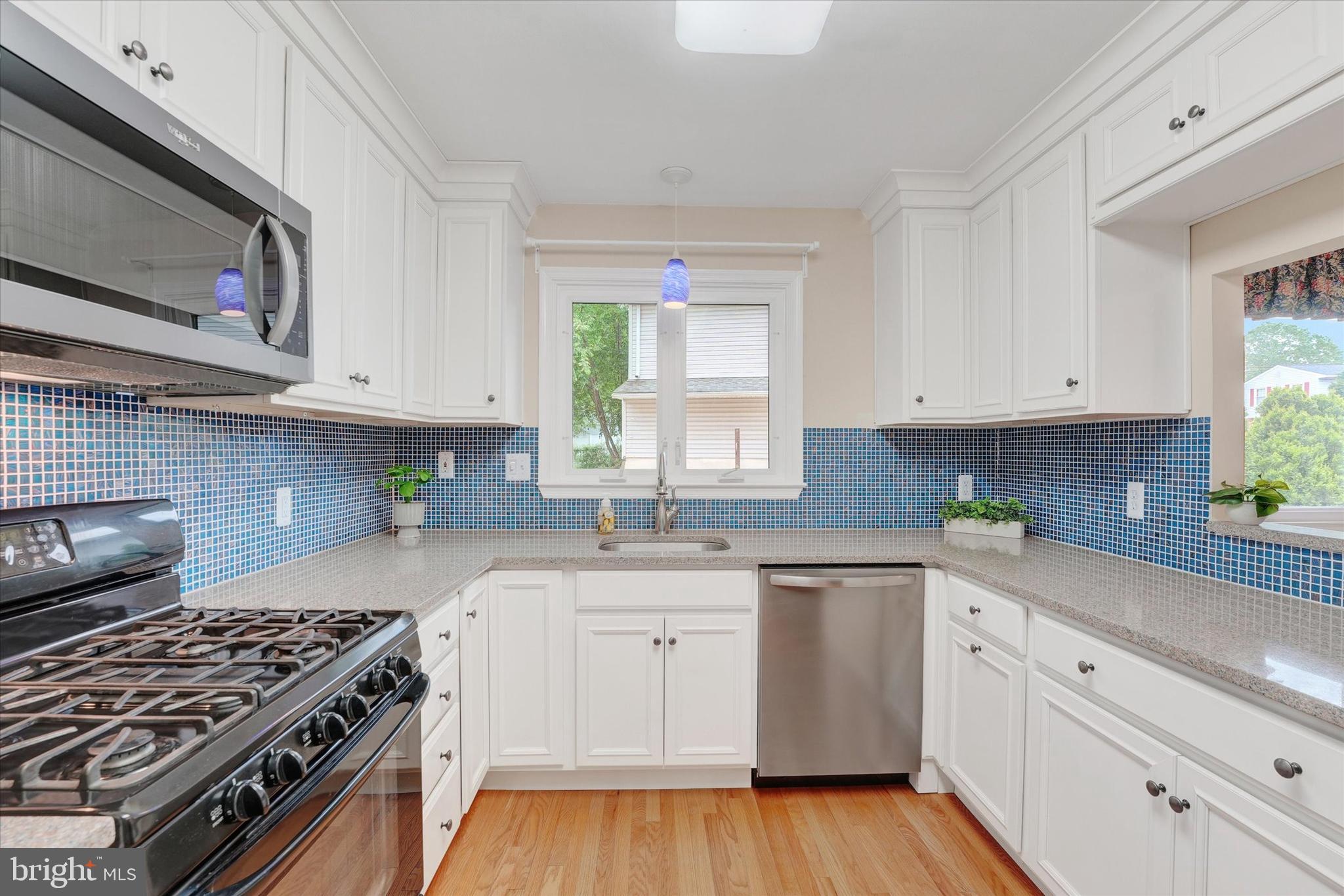 WHITEHALL - Residential