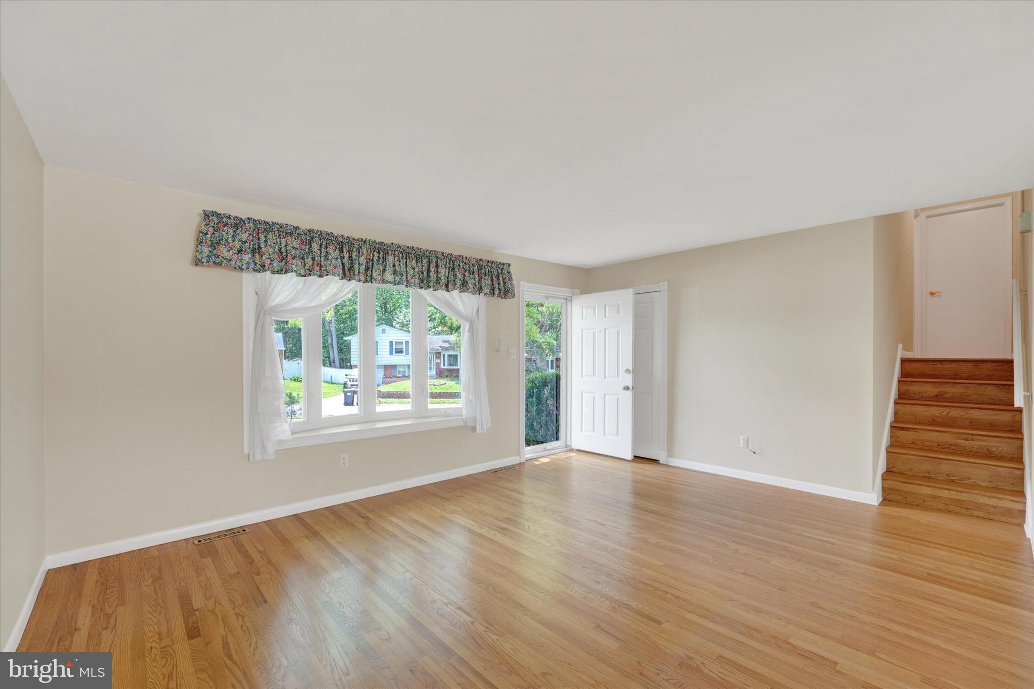 WHITEHALL - Residential