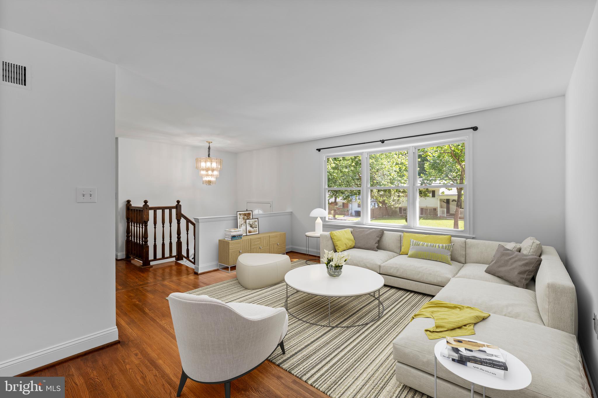 10422 FLORAL DRIVE