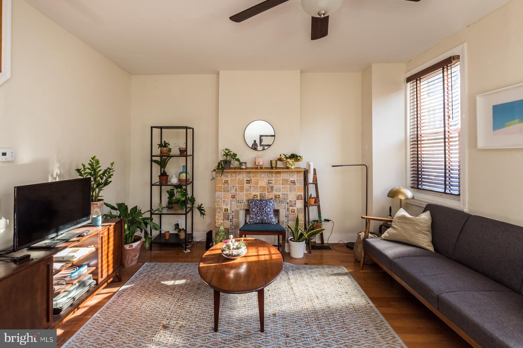 Available NOW:
2532 Collins St is a spacious 3-story single-family home with a thoughtful layout and great features. Enter into a sunny living room with a decorative tile fireplace and ceiling fan for comfort. Hardwood floors follow you to the formal dining room with a decorative mantle. Your eat-in kitchen is at the back with tile floors, white cabinetry, gas range, dishwasher, and fridge. The kitchen leads to a private back patio - perfect for relaxing or entertaining. The second floor has three bedrooms with closets and one and a half bathrooms. The largest bedroom sits at the front of the home overlooking the tree-lined street, while the middle bedroom features a skylight for a bright and airy feel. The entire third floor is a huge primary suite with good sunlight and an attached full bath for privacy. A large unfinished basement offers additional storage along with a washer and dryer. Call for a tour today!
Lease Terms:
Generally, 1st month, 12th month, and 1 month security deposit due at, or prior to, lease signing. Other terms may be required by Landlord. $55 application fee per applicant. Pets are conditional on owner's approval and may require an additional fee, if accepted. (Generally, $500/dog and $250/cat). Tenants responsible for: electricity, gas, cable/internet, and water. Landlord Requirements: Applicants to make 3x the monthly rent in verifiable net income, credit history to be considered (i.e. no active collections), no evictions within the past 4 years, and must have a verifiable rental history with on-time rental payments. Exceptions to this criteria may exist under the law and will be considered.