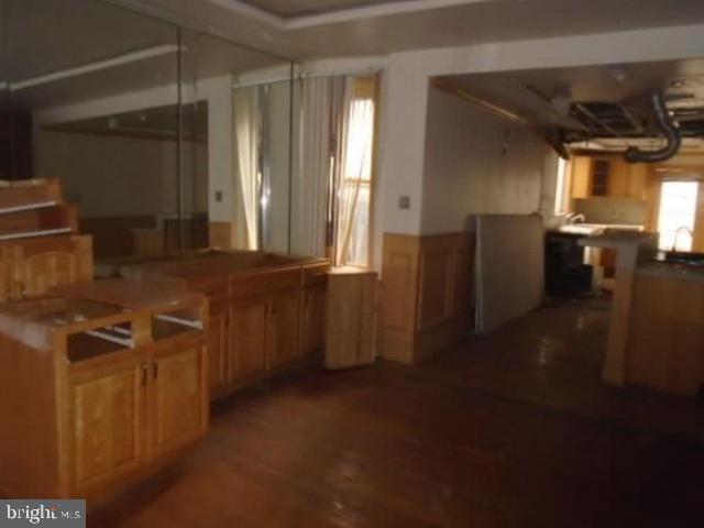 PHILADELPHIA (SOUTHWEST) - Residential