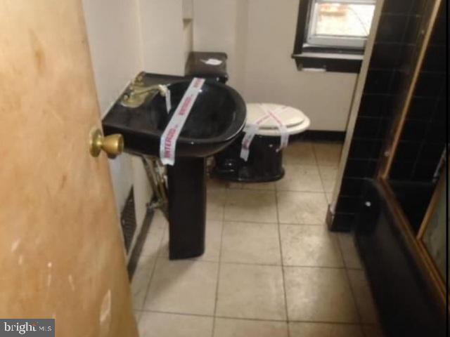 PHILADELPHIA (SOUTHWEST) - Residential