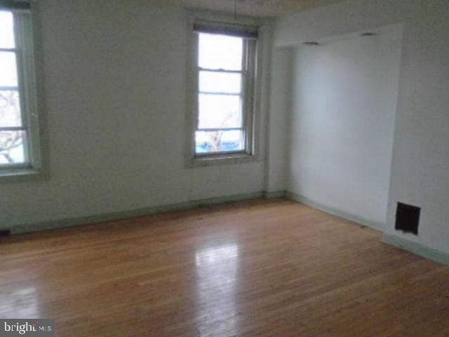 PHILADELPHIA (SOUTHWEST) - Residential