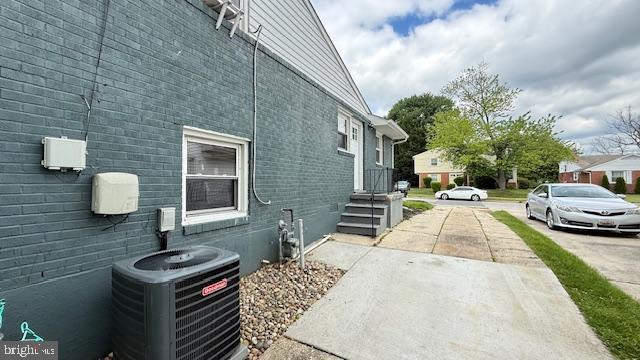 LYNNE ACRES - Residential
