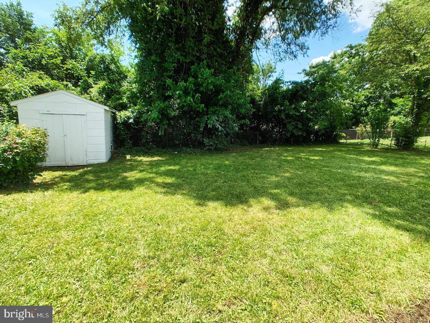 LYNNE ACRES - Residential