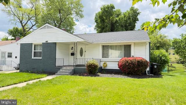 LYNNE ACRES - Residential
