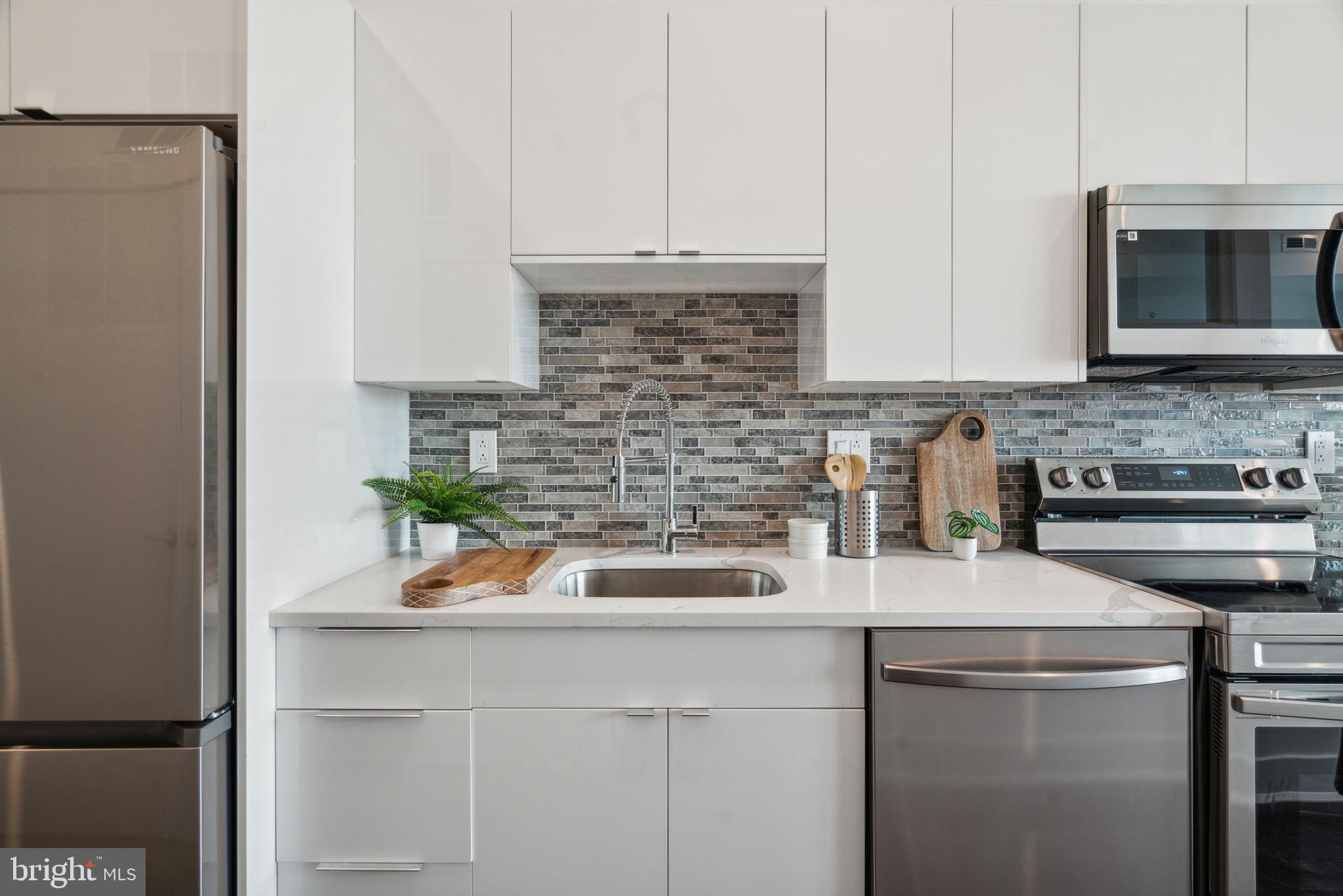 FRANCISVILLE - Residential Lease