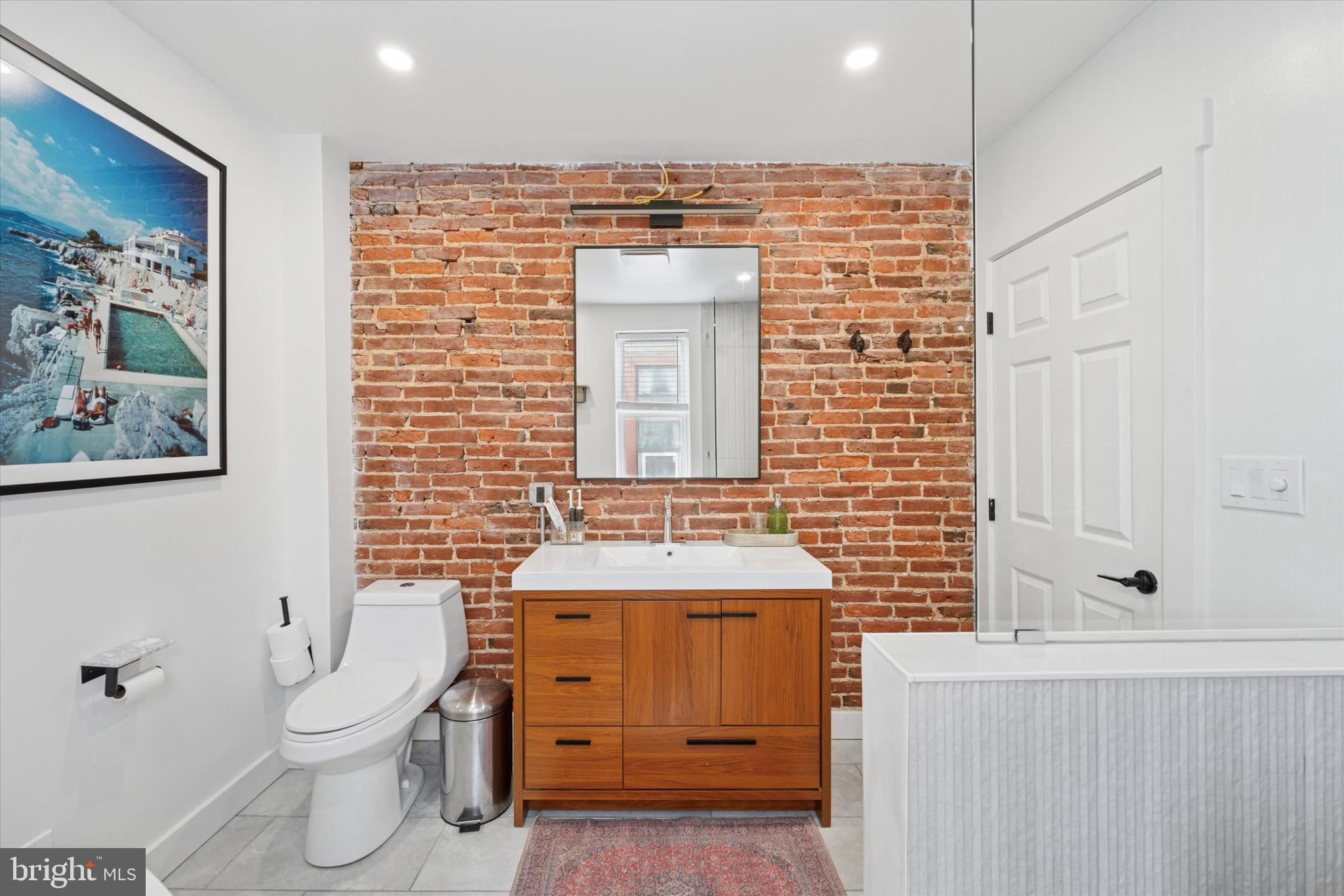 FISHTOWN - Residential Lease