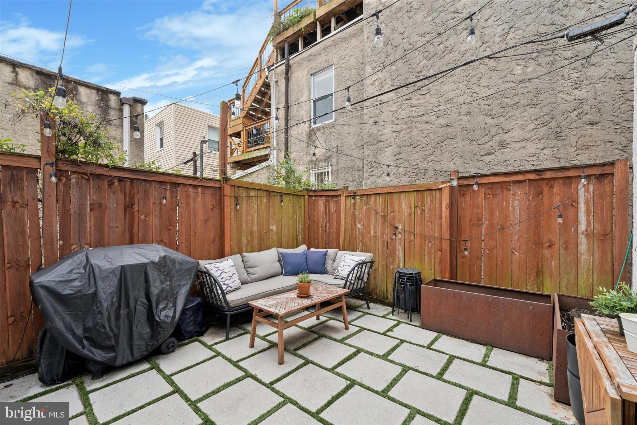 FISHTOWN - Residential Lease